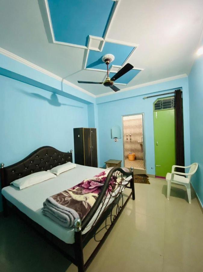 New Krishna Cottage Hotel