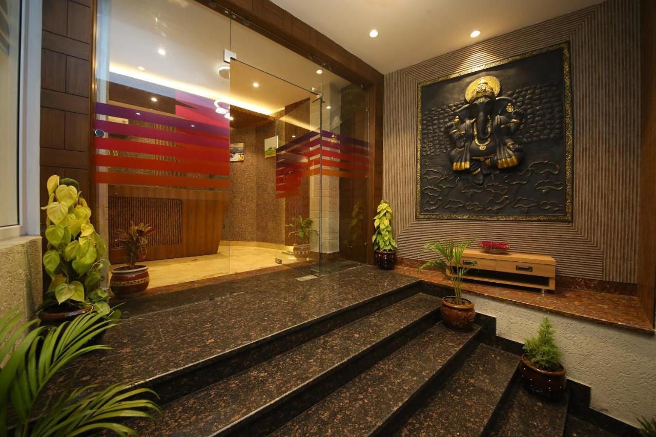 Dream Hotel