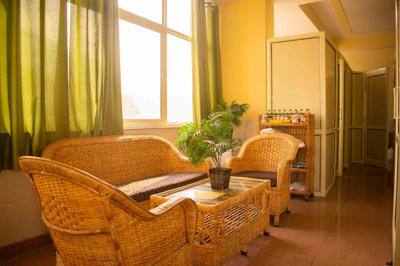 Mvt & Restaurant Hotel 3*