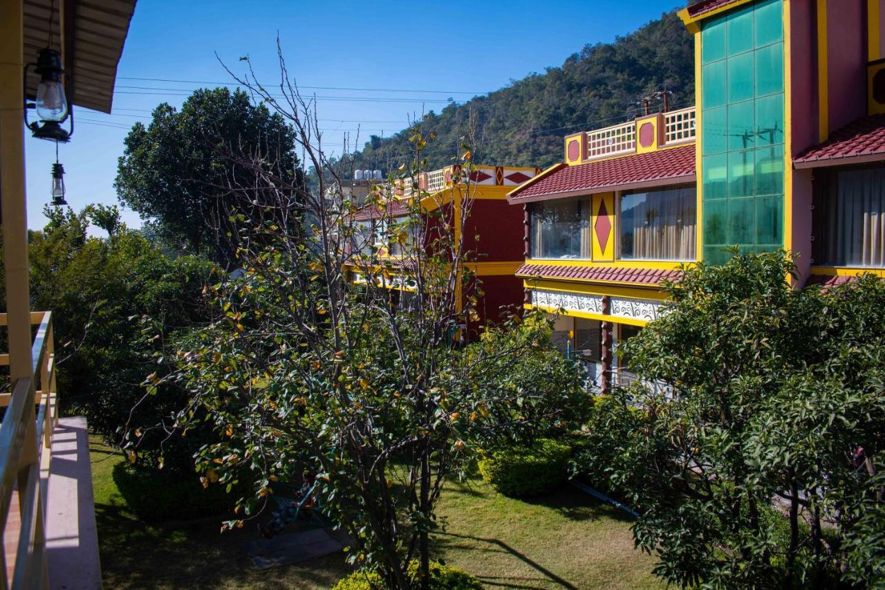 Mvt & Restaurant 3*
