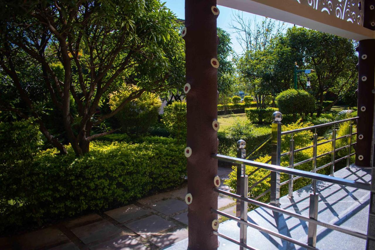 Mvt & Restaurant Hotel