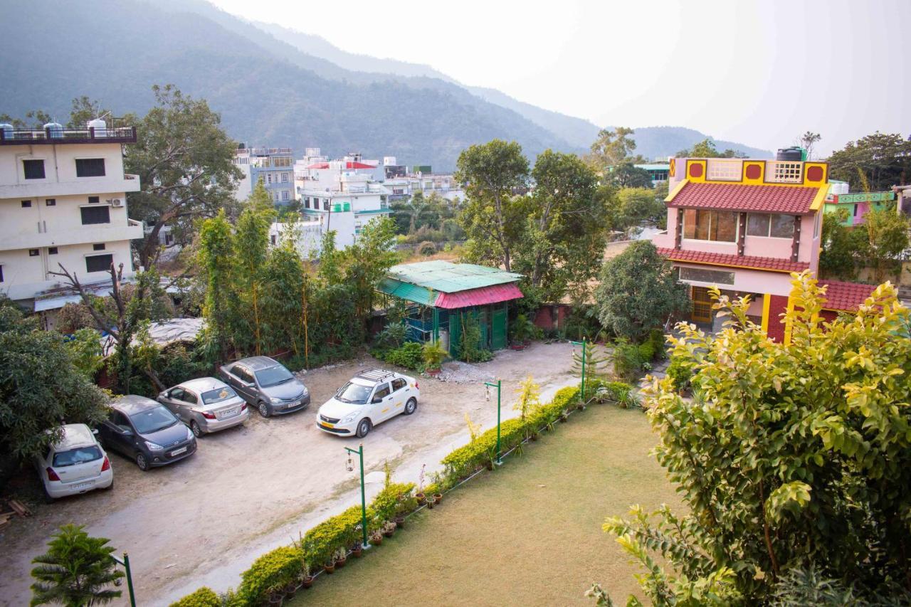 Mvt & Restaurant Hotel