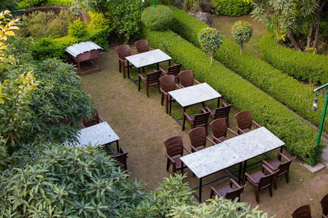 Mvt & Restaurant 3*