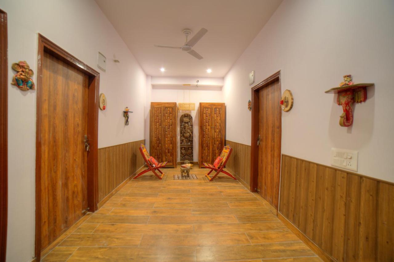Yogved Hospitality & Hotel 3*
