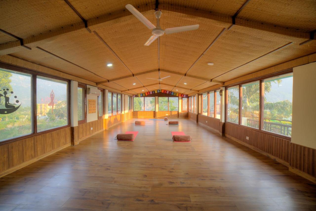 Yogved Hospitality & Hotel 3*