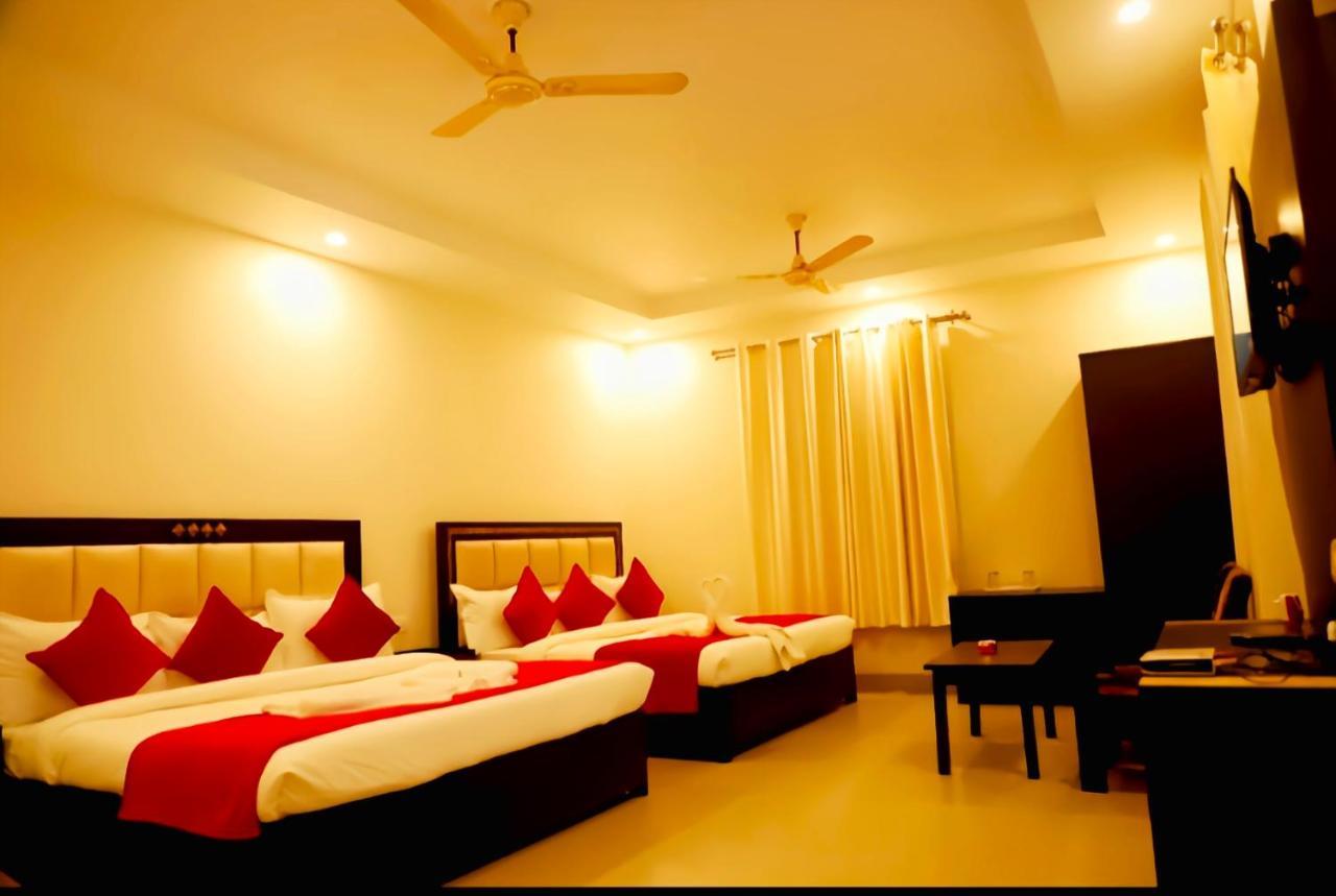 Grand Haveli Hotel 3*