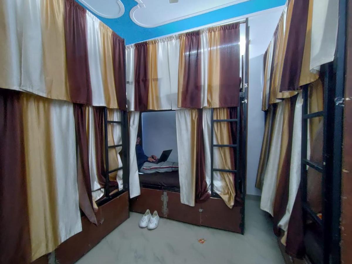 Hostel Hobbit House
