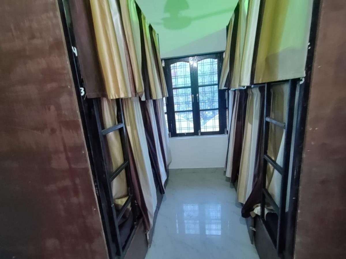 Hostel Hobbit House