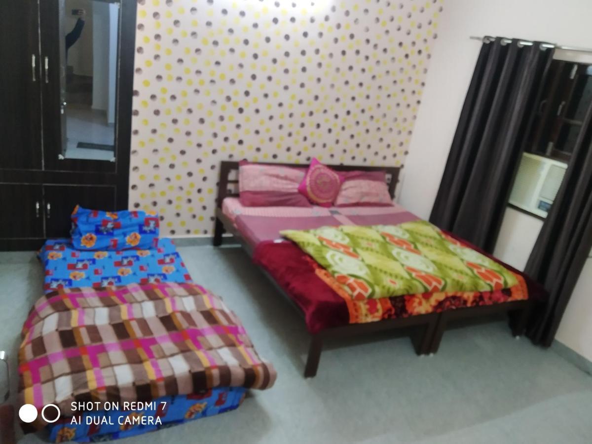 Triple1 & Homestay Hostel *