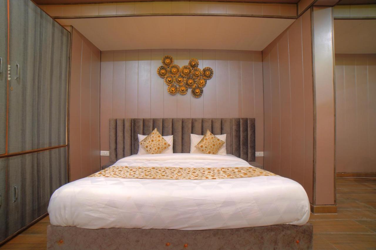 Hotel Yogved Hospitality & 3*