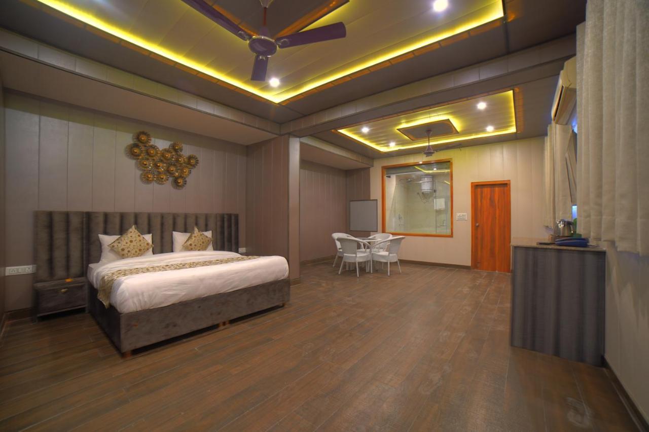 Yogved Hospitality & 3* Rishikesh