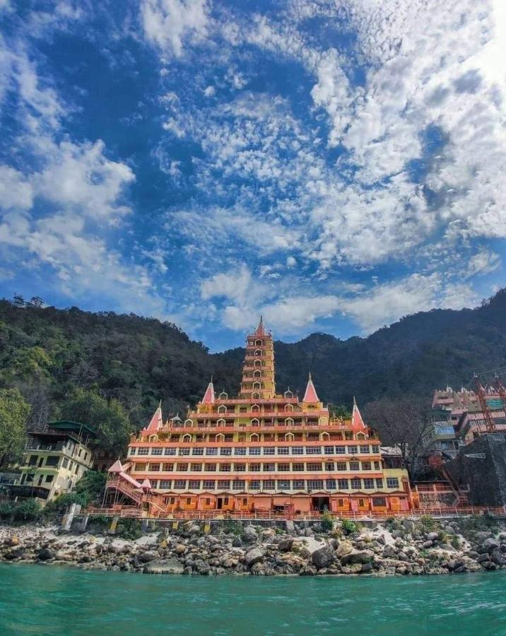 The Royal Galaxy Hotel 3*