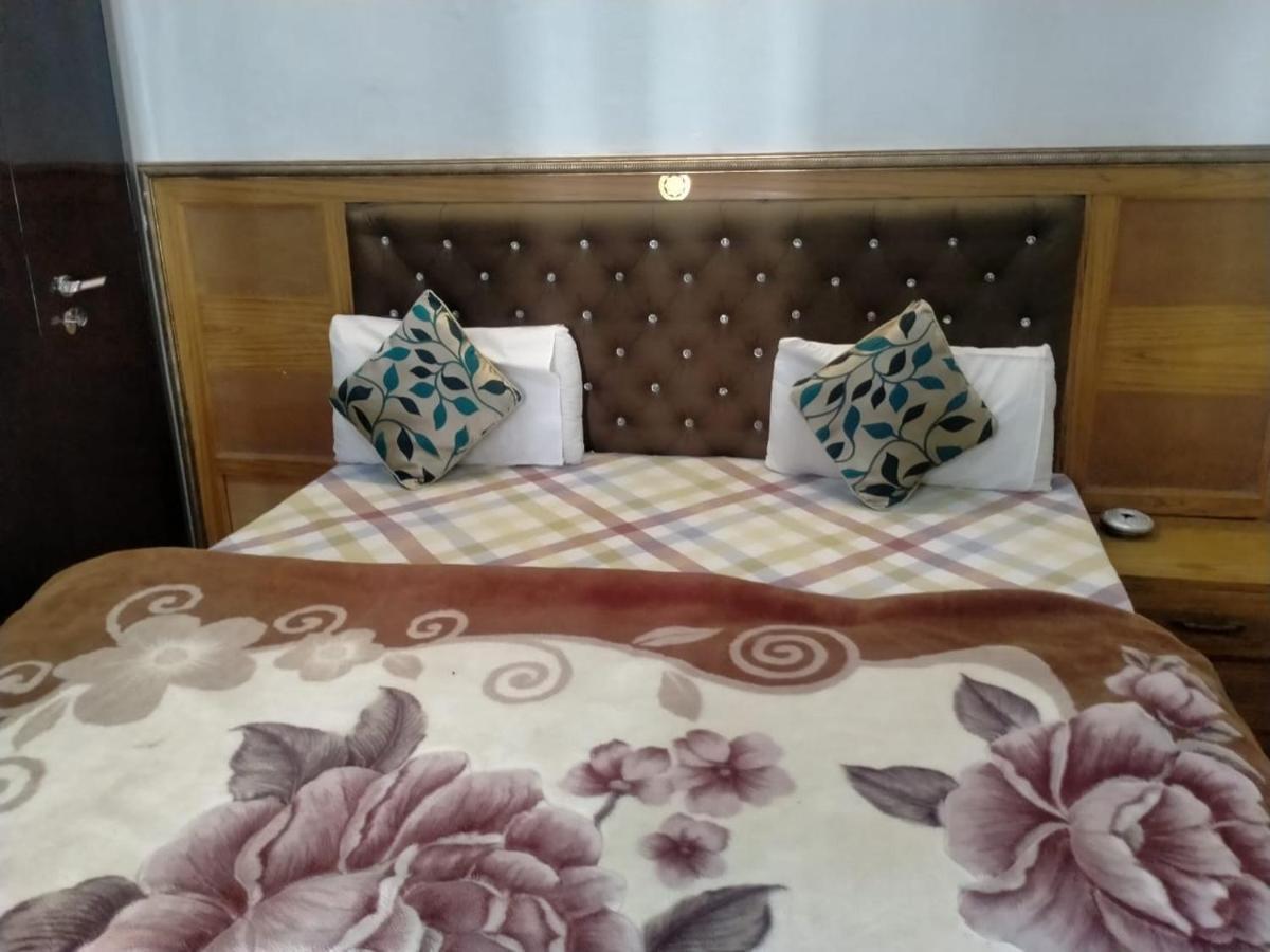 Mount Valley Mama Rishikesh