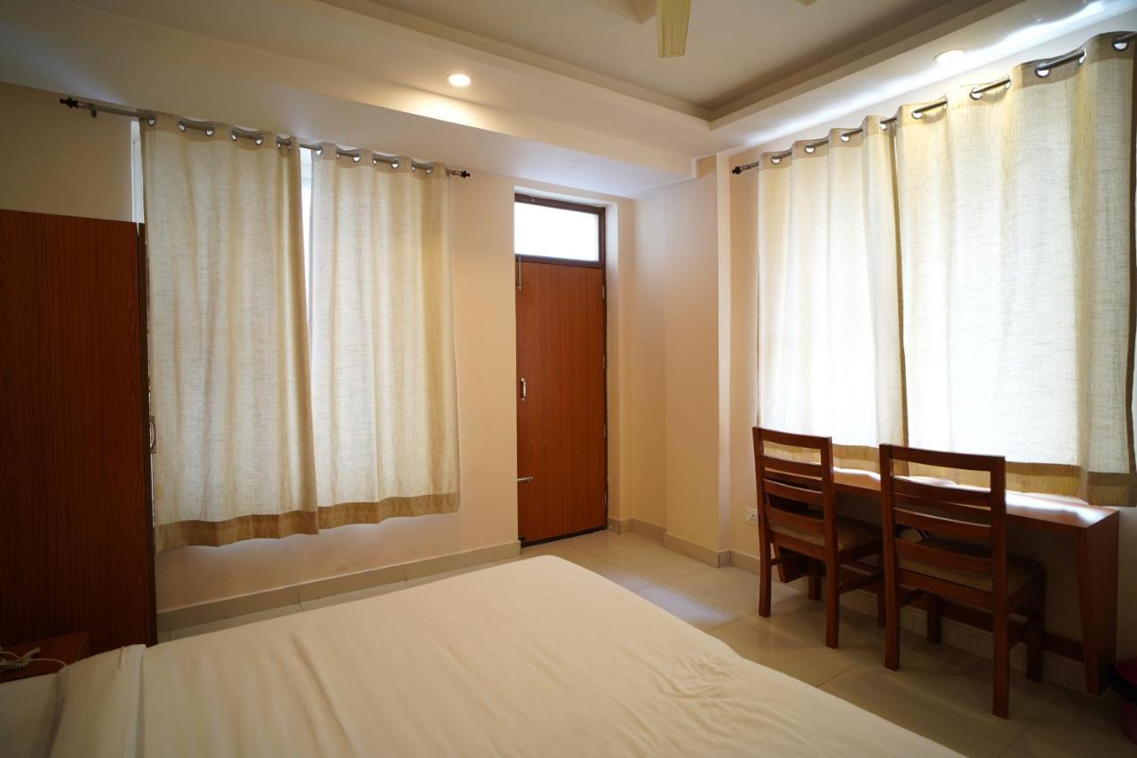 Karwaan Hostel *