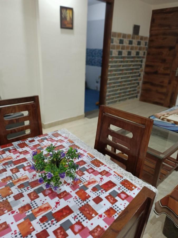 Apartment Holiday 1bhk Flats Tapovan *