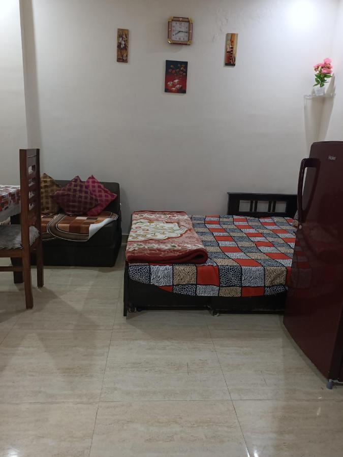 Holiday 1bhk Flats Tapovan Apartment