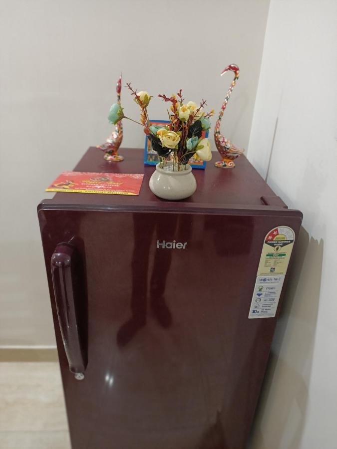 Holiday 1bhk Flats Tapovan Apartment *