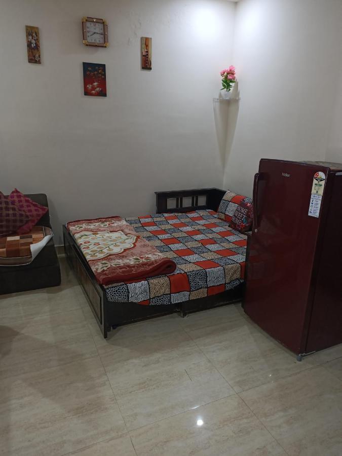 Holiday 1bhk Flats Tapovan Apartment