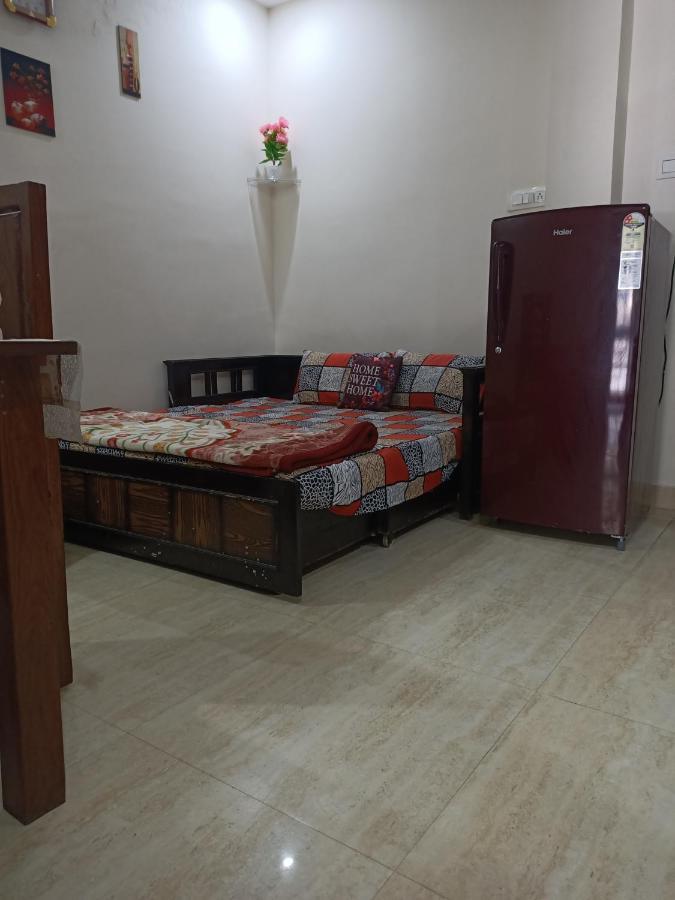 Holiday 1bhk Flats Tapovan
