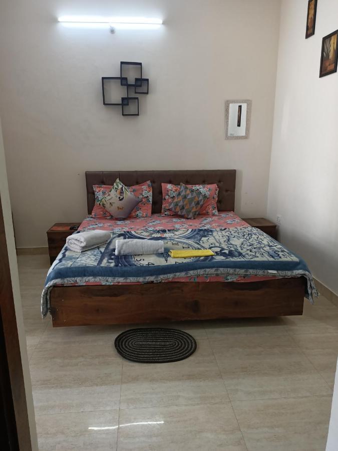 Apartment Holiday 1bhk Flats Tapovan