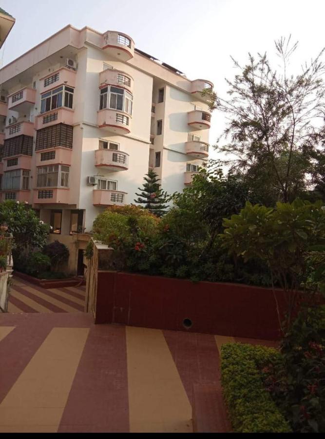 Luxurious Hill View Abode Tapovan Apartment *
