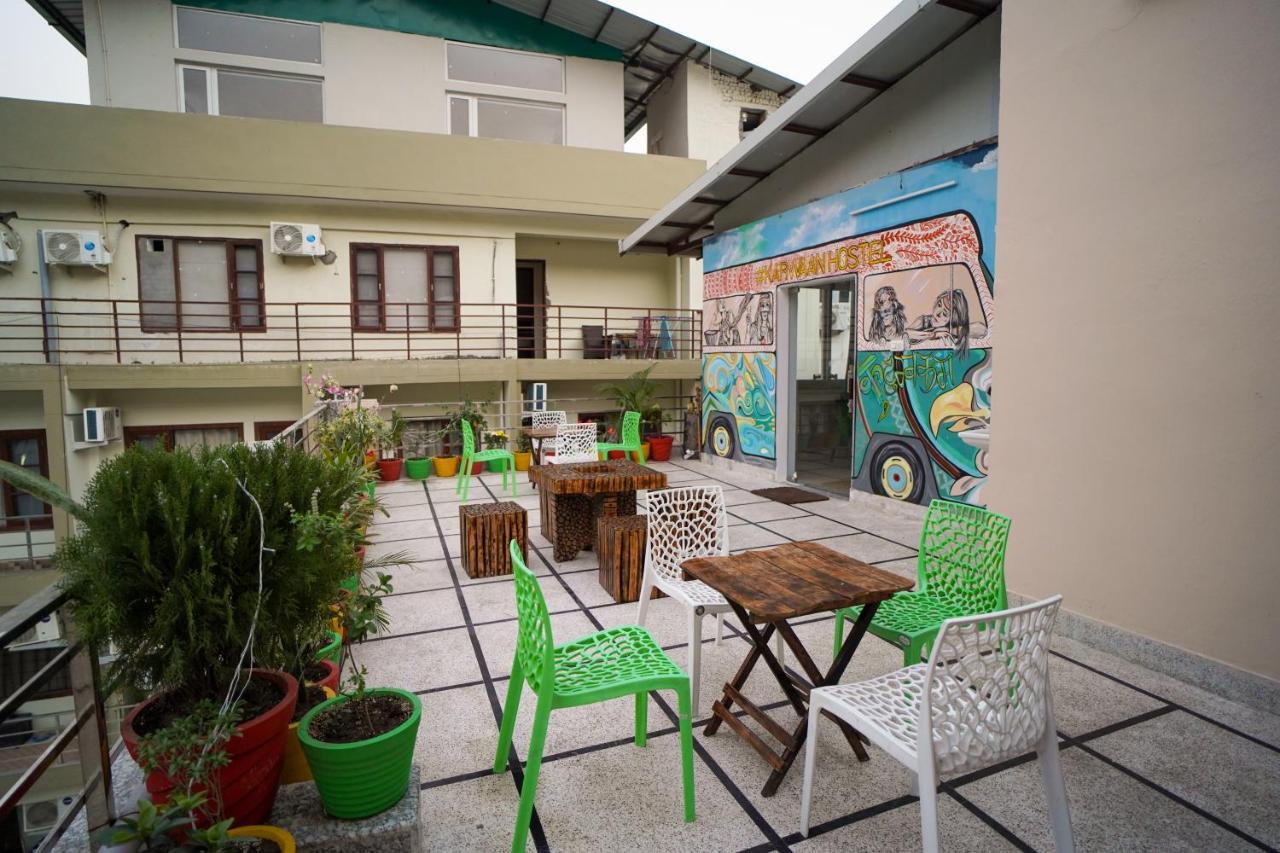 Karwaan Hostel Rishikesh
