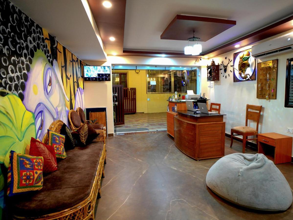 Karwaan Hostel *