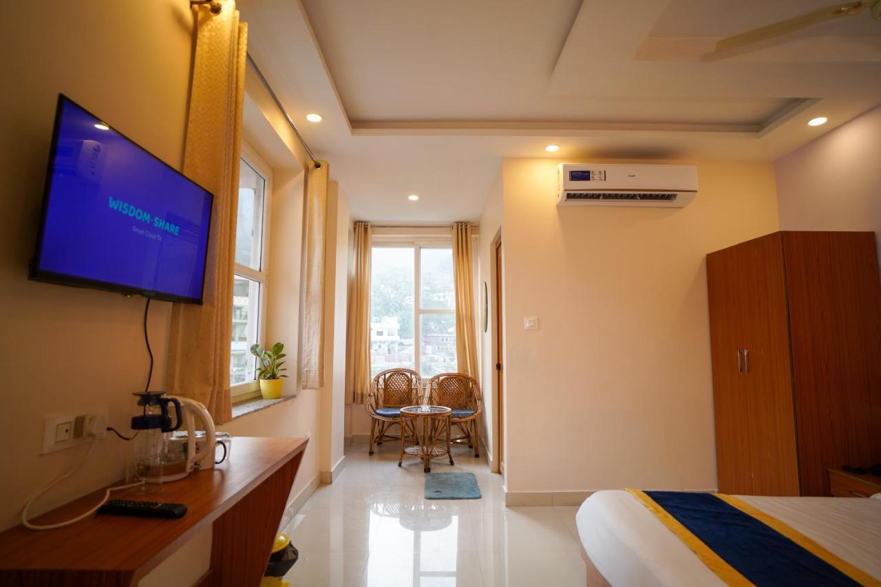 Hostel Karwaan *
