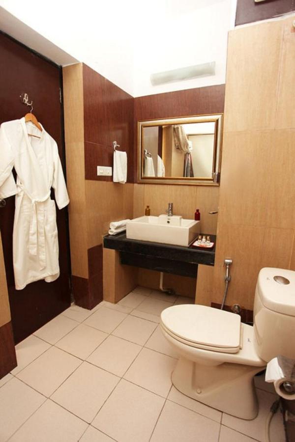 Hotel Aranyam River Retreat