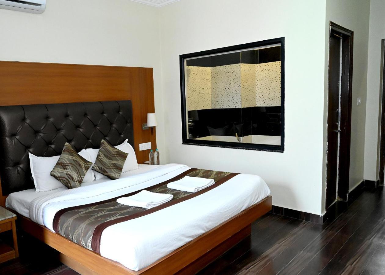 Peepal Tree Hotel Rishikesh
