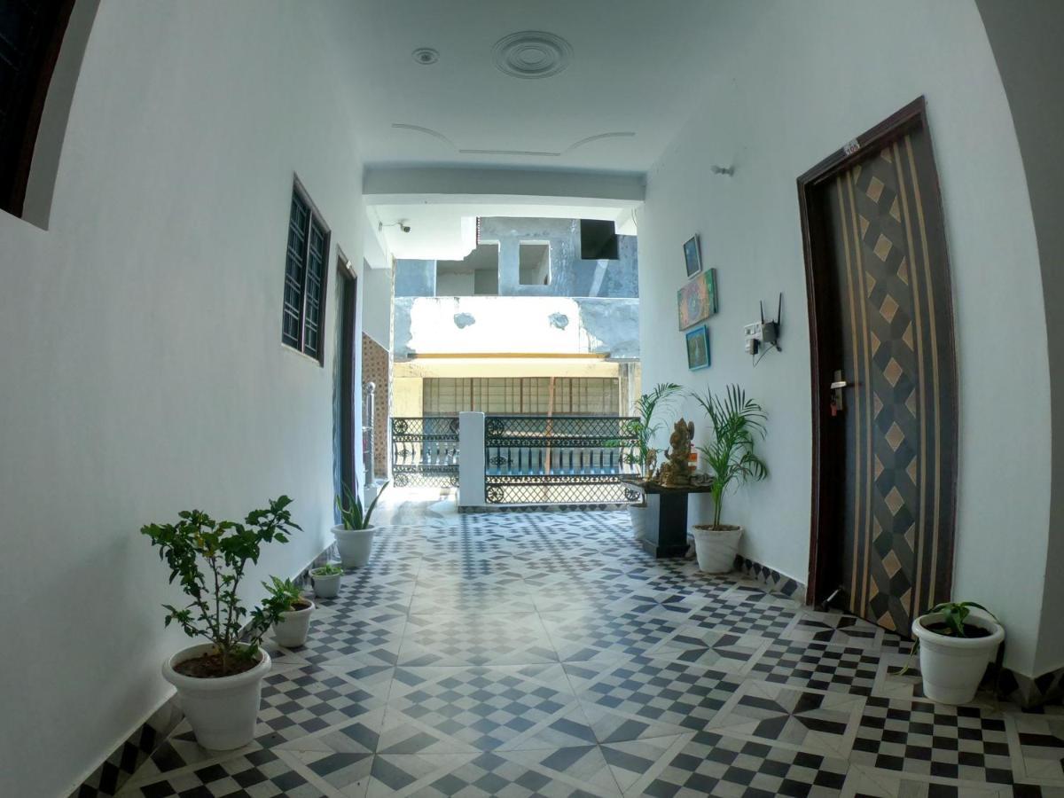 Ananta Residency Hotel 3*