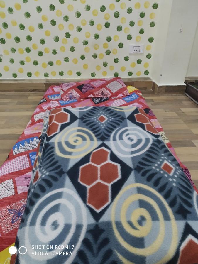 Hostel Triple1 & Homestay *