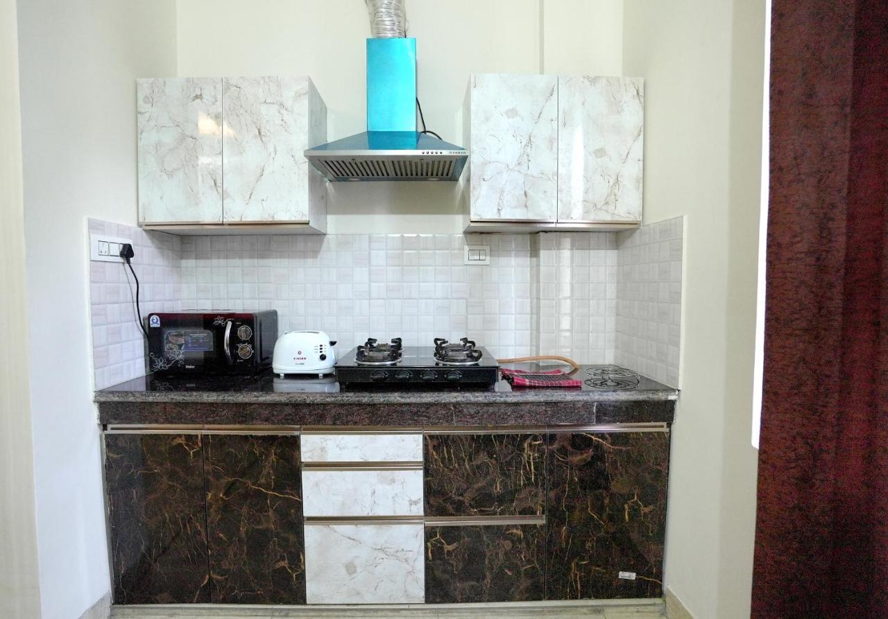 Yogvan Luxury 1bhk Tapovan *