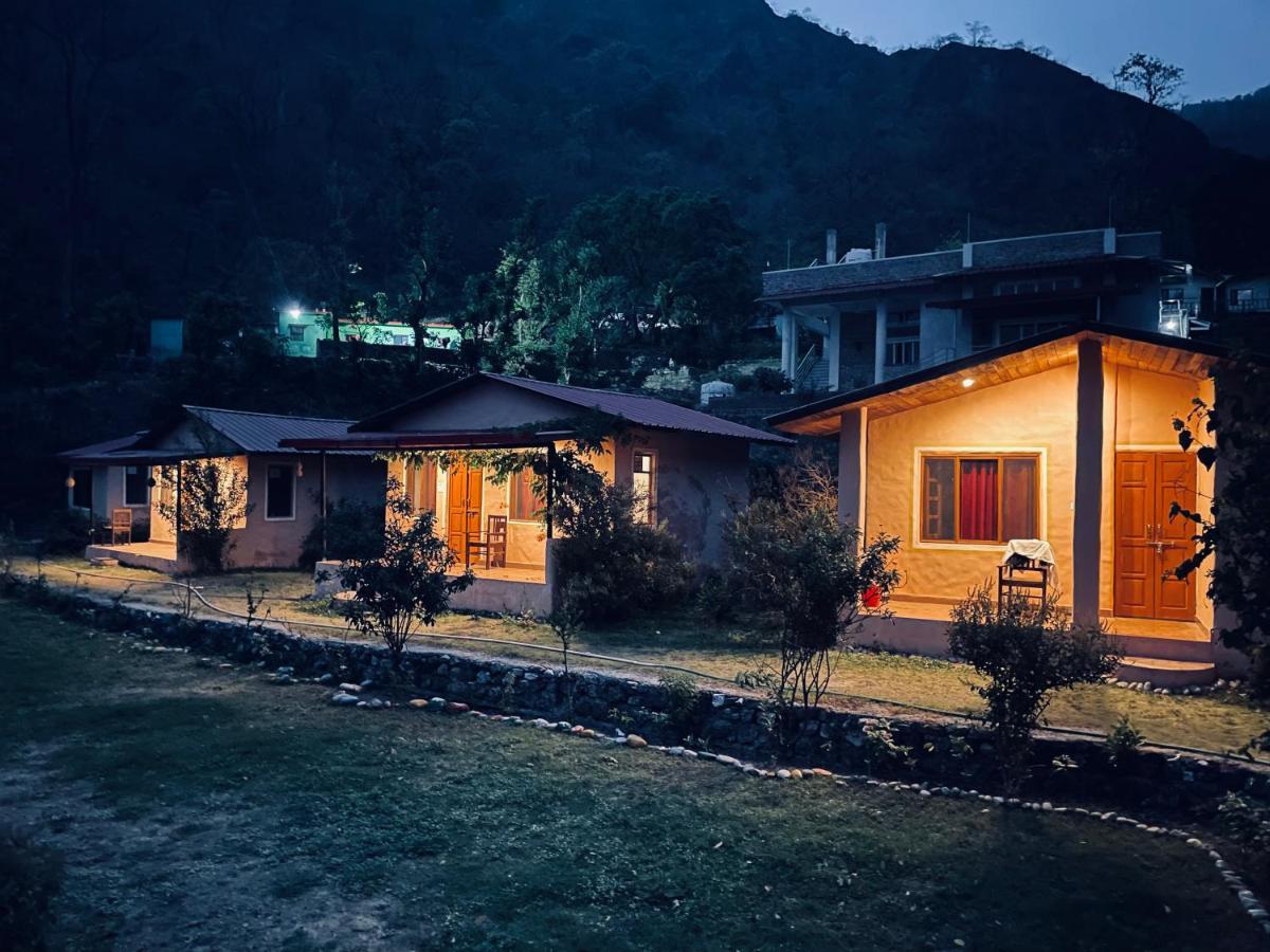 Shiv Shakti Yogpeeth Lodge *