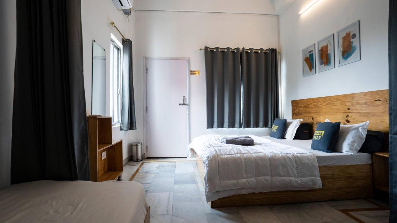 Bunkstay Coworking & Glamping Hostel *
