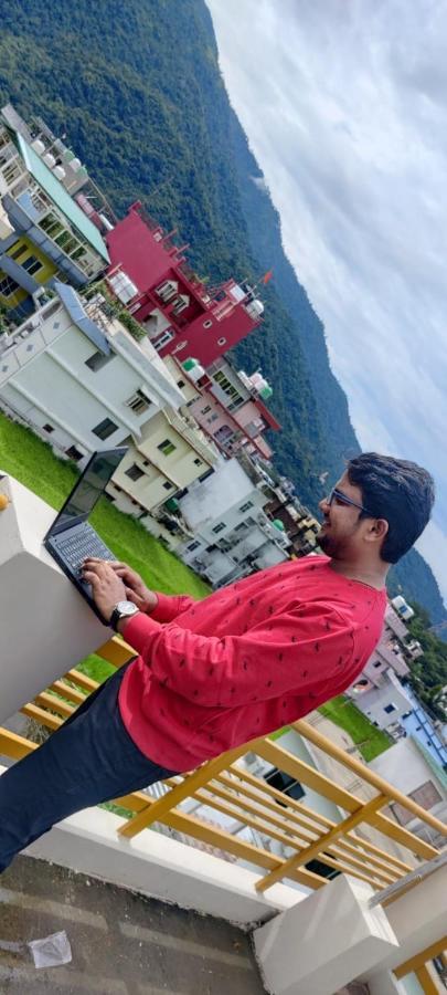 Athalia * Rishikesh