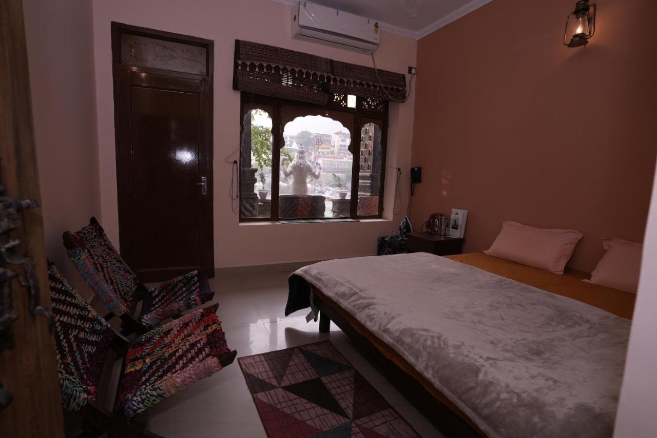 Resort Vedic Dham Ganga Rishikesh