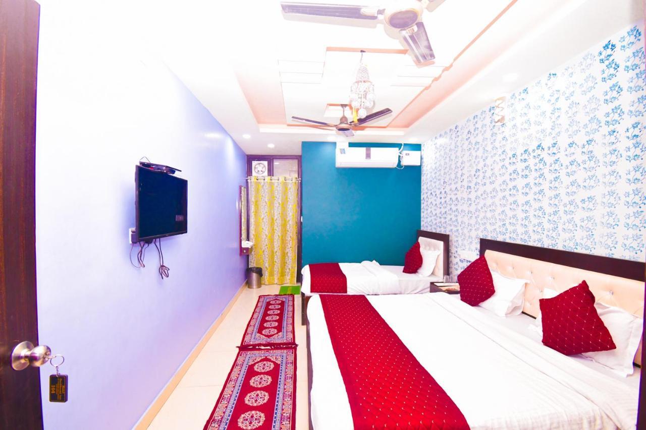Dev Bhoomi Hotel 3*