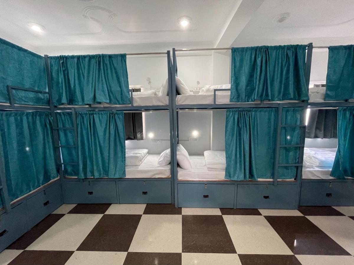 12 Monks Hostel
