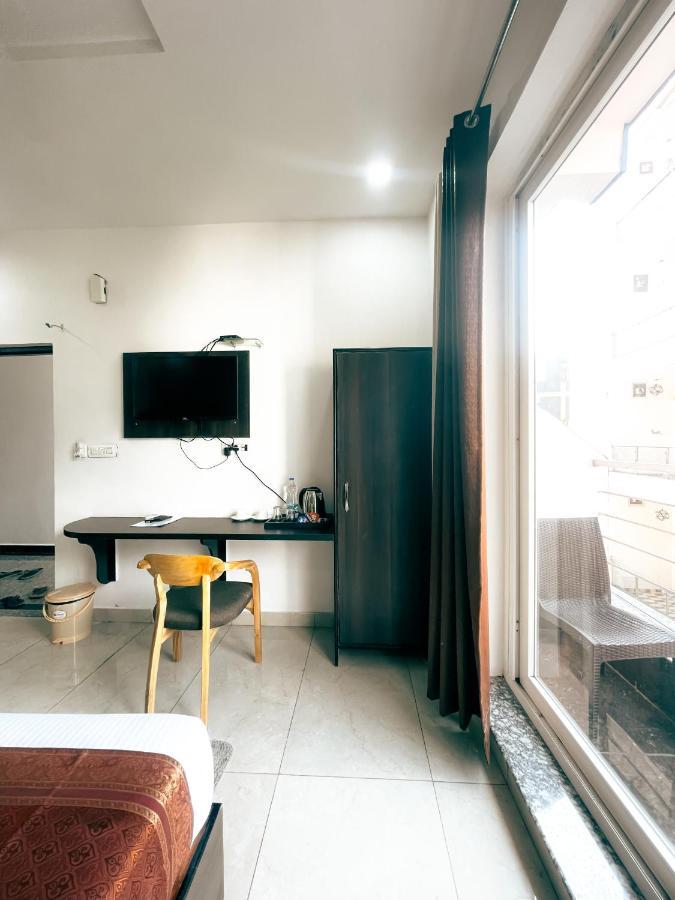 Blue River Hostel, Hostel *