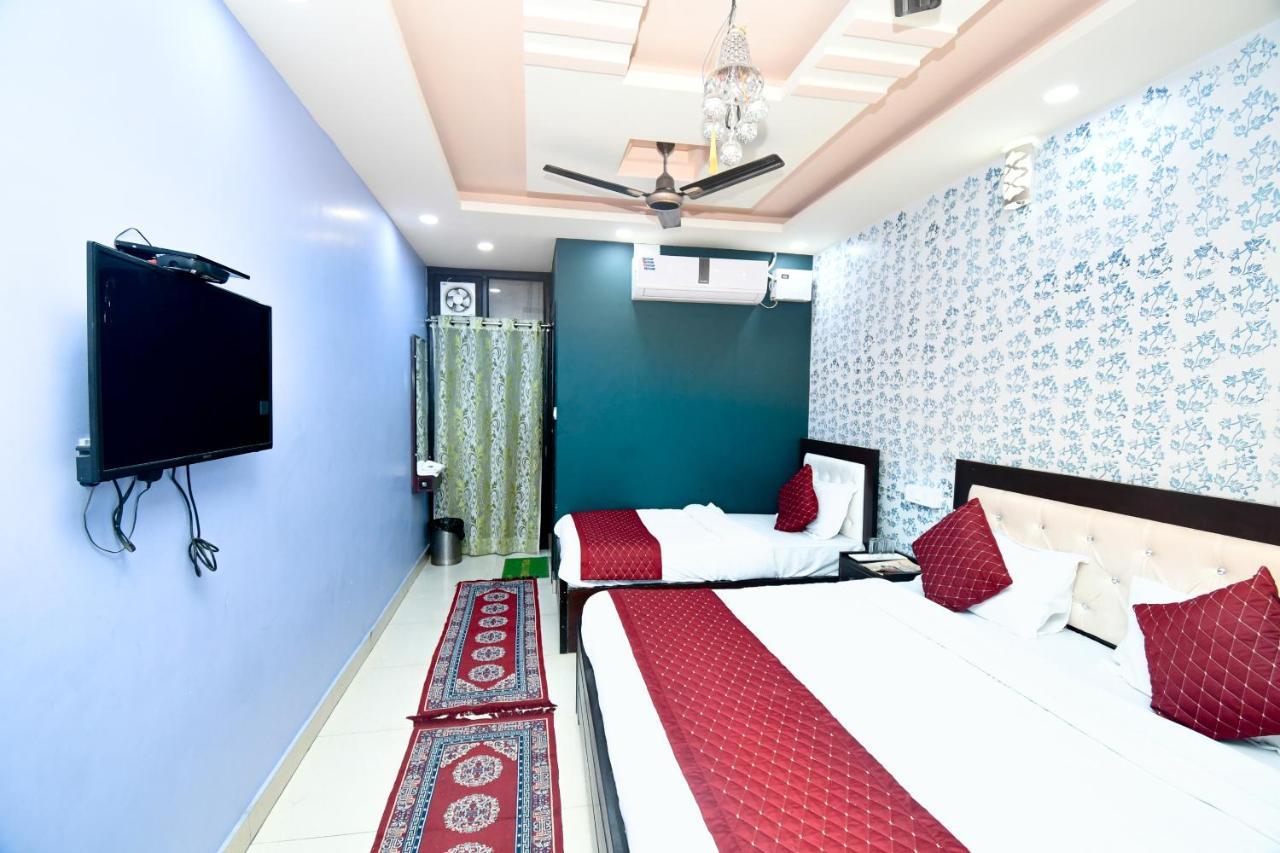 Dev Bhoomi Hotel 3*