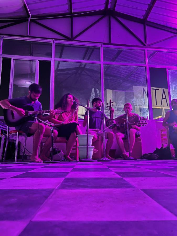 Tatsat *