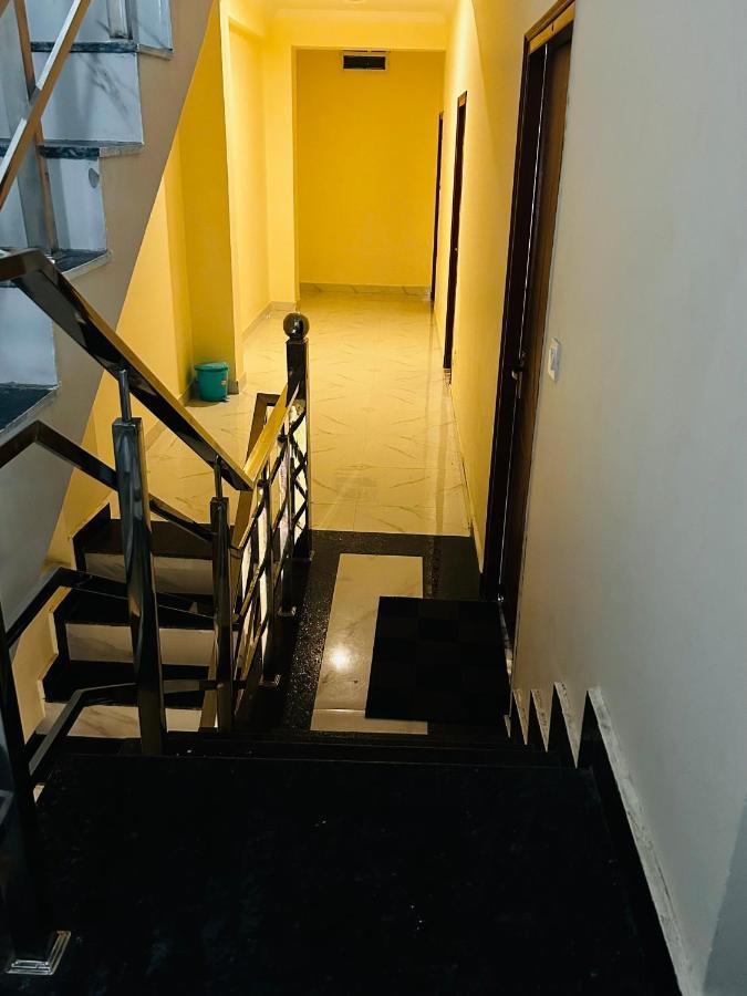 Chandra Palace Hotel 3*
