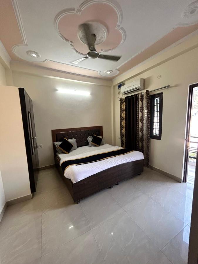Hotel Chandra Palace