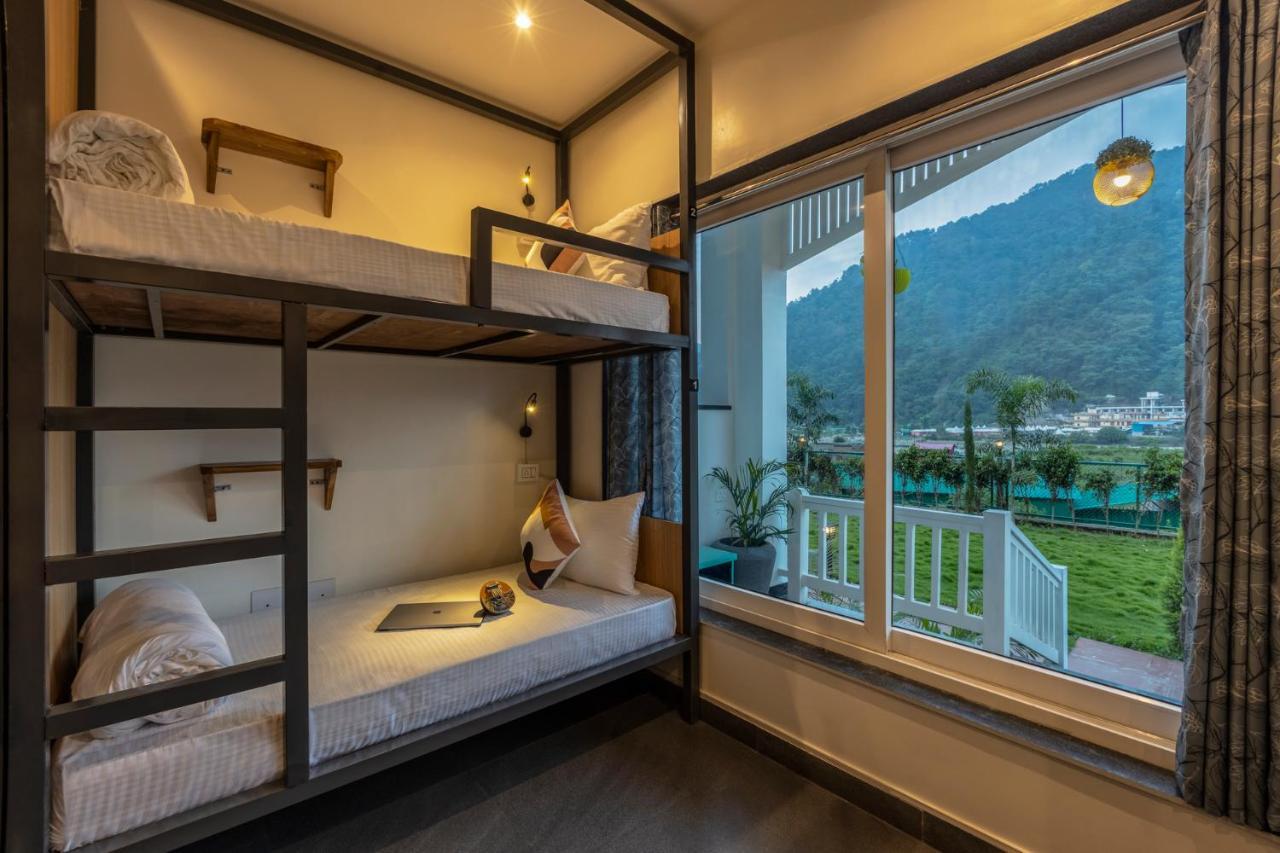 Zostel Rishikesh, Mohanchatti Hostel *