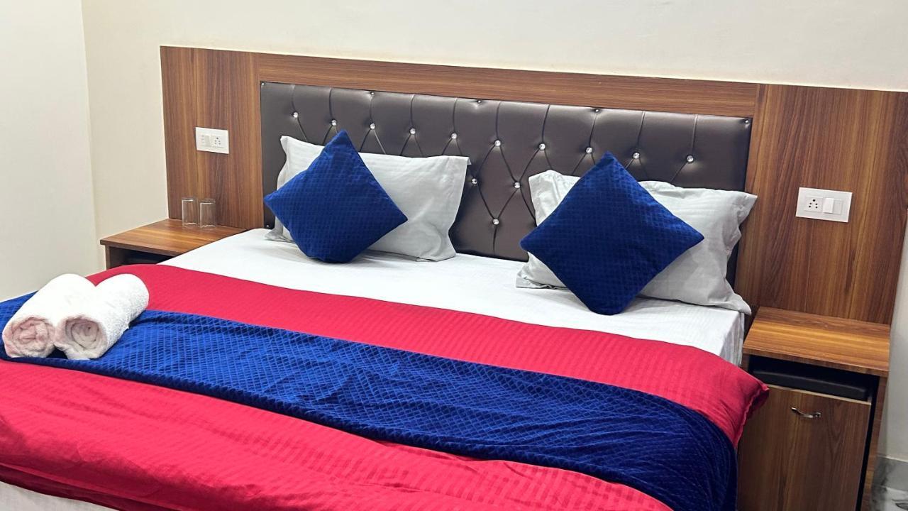 Chandra Palace 3*
