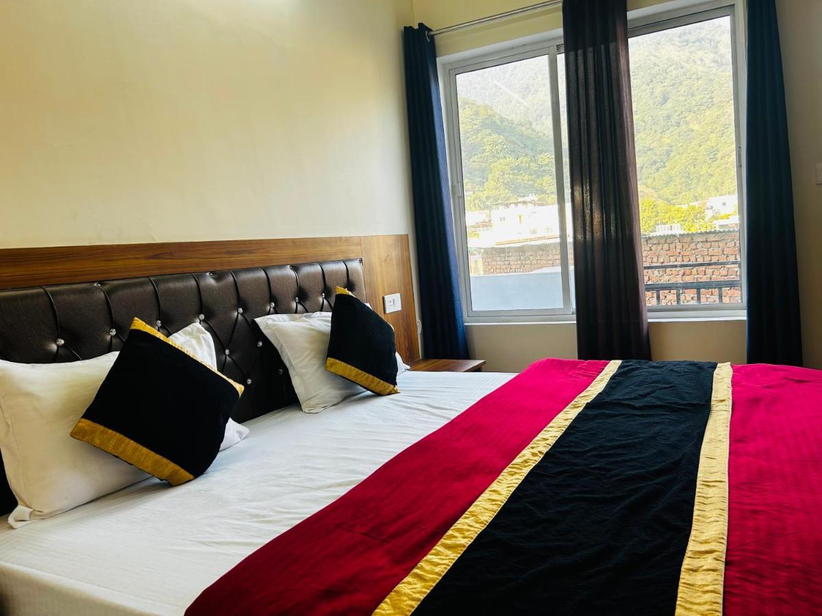 Hotel Chandra Palace 3*