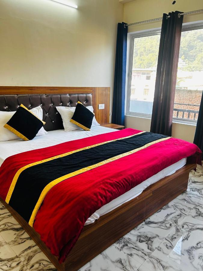 Chandra Palace Rishikesh
