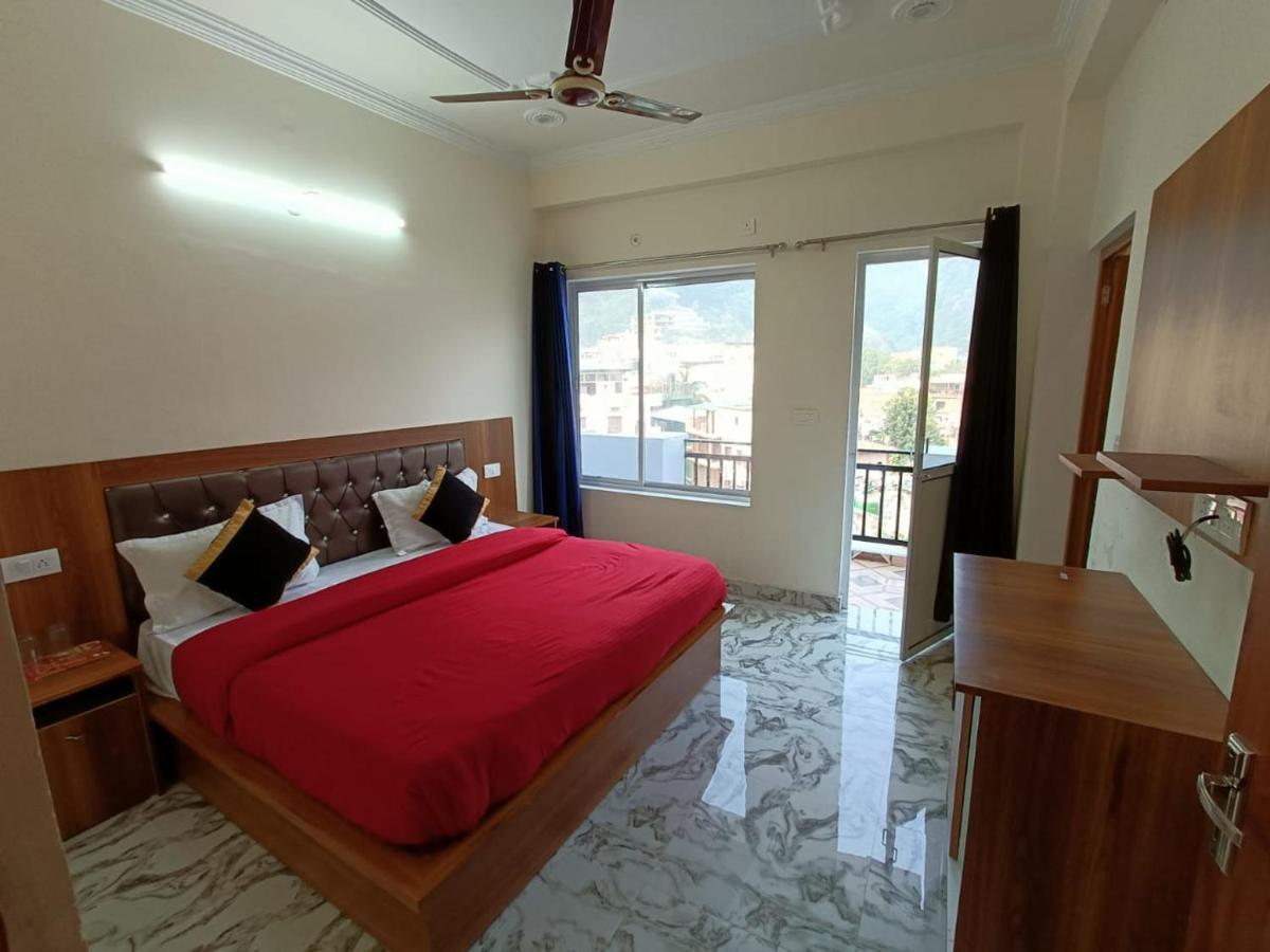 Chandra Palace 3*