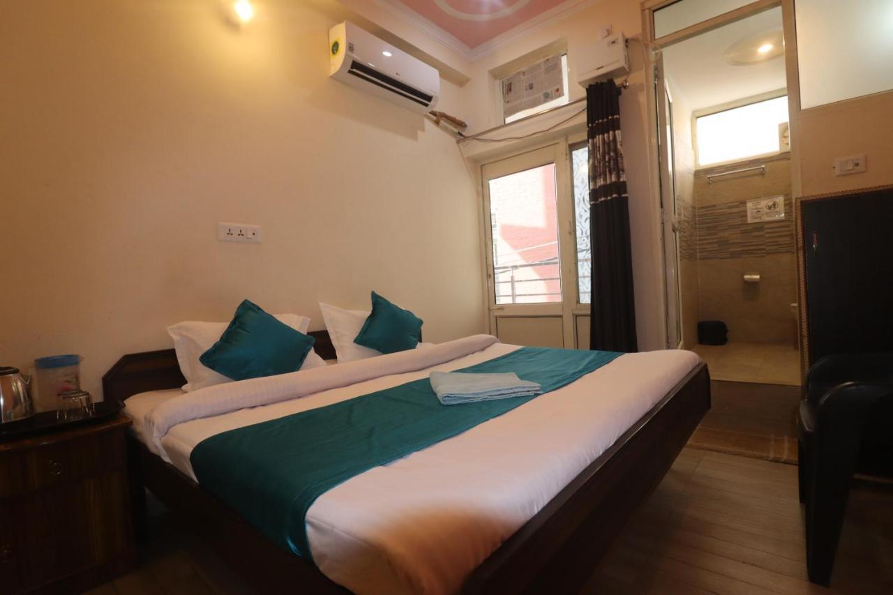 Triple One Tapovan Rishikesh,near Laxman Jhula Hotel